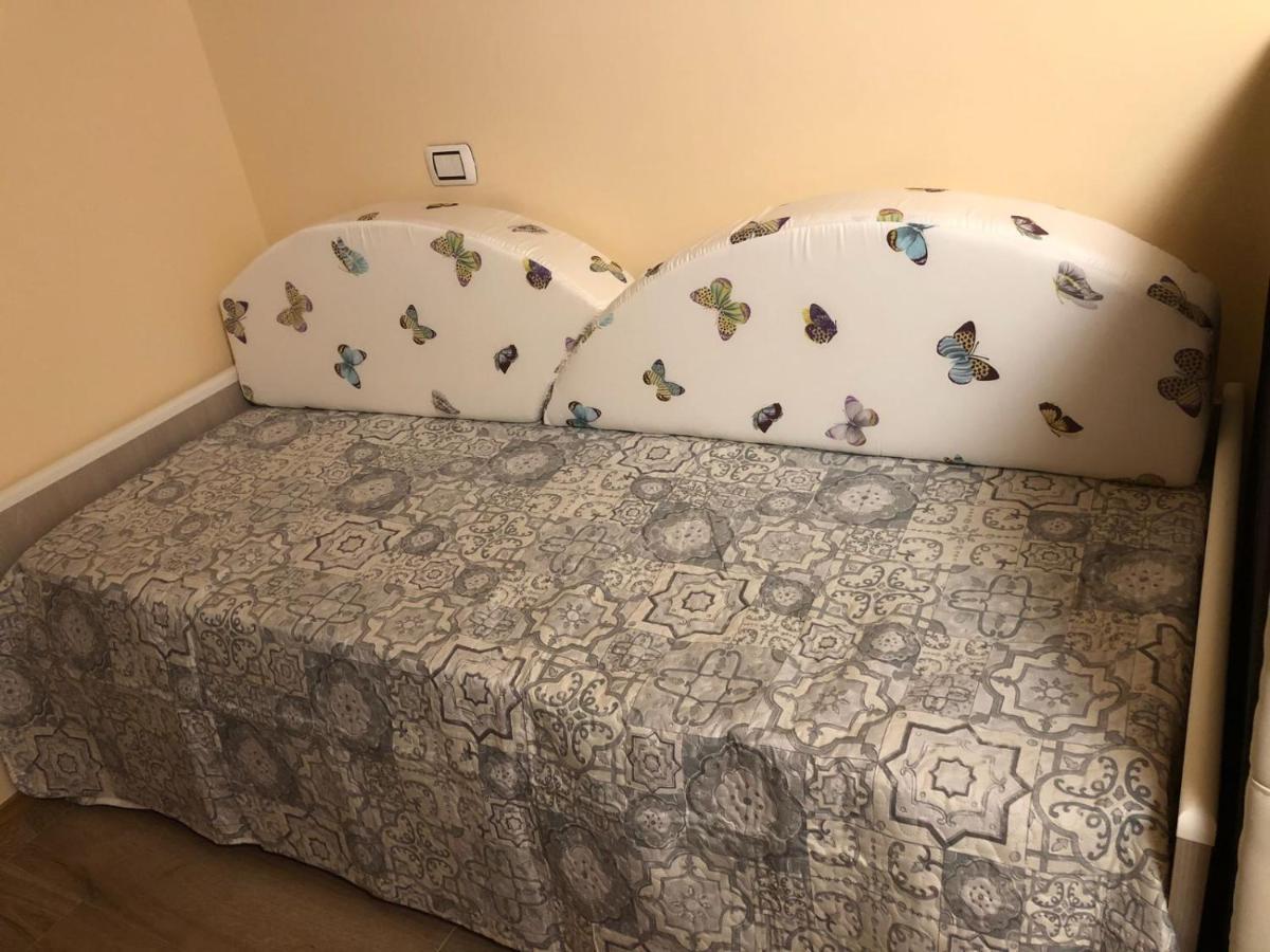 B&B Butterfly Bresimo Bagian luar foto
